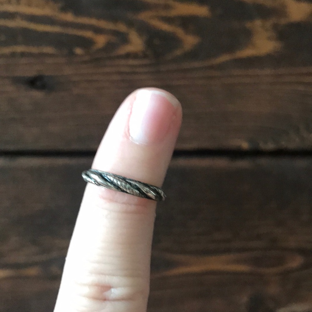 Ring - Picture 2 of 2